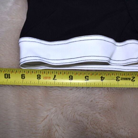 Fighter Girls Deviant Mini Board Black White Shorts Size 3 - Picture 5 of 11